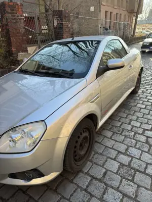 Opel Tigra Tigra Twin Top 1.4 (Enjoy) Bild 3