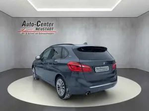 BMW 225 2 Active Tourer 225 xe Luxury Line iPerformance Bild 4
