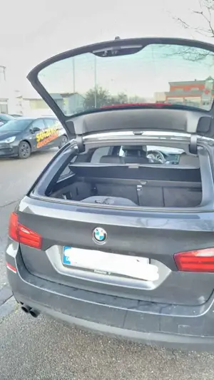 BMW 530 530d Touring Sport-Aut. Bild 3