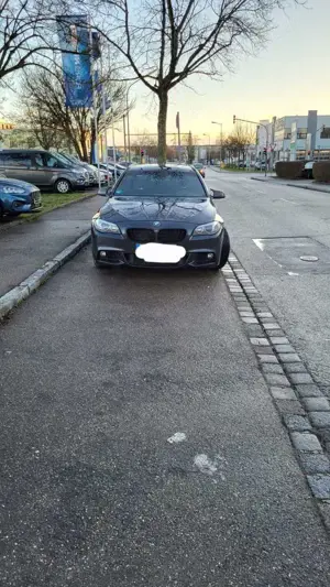 BMW 530 530d Touring Sport-Aut. Bild 5