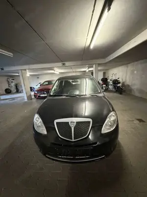 Lancia Ypsilon 1.2 8V Argento (10.2006->) Bild 3