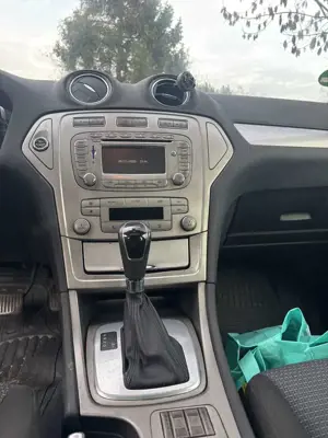 Ford Mondeo Trend Bild 4