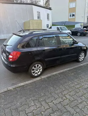 Skoda Fabia Fabia 1.2 HTP Combi Bild 3