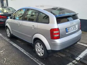 Audi A2 A2 1.4 TDI 90 PS- ich muss weg! Bild 3