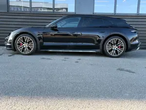Porsche Taycan 4 S Cross Turismo -INNO-NACHTSICHT-20``