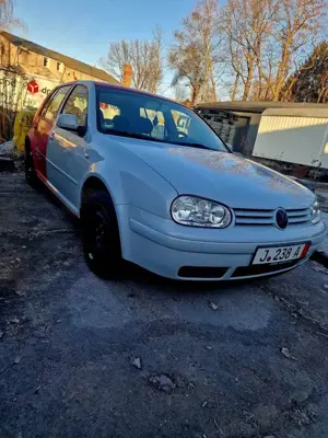 Volkswagen Golf 1.4 Aktion Trendline Bild 4