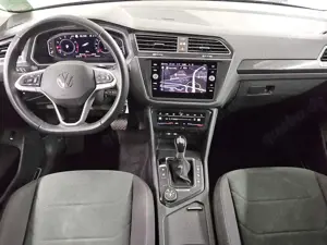 Volkswagen Tiguan 2.0 TSI 4M Elegance Matrix StandHzg Ahk Bild 5