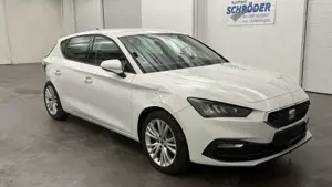 SEAT Leon 2.0 TDI Style Edition *Navi*CarPlay*SHZ*