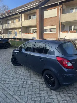 Opel Corsa Opel Corsa D Klima  mit  NEU  TÜV   PRIVATVERKAUFT Bild 4