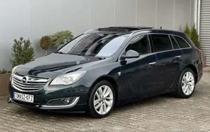 Opel Insignia ST 2.0 ECOTEC Turbo 4x4 Innov*OPC-Line Bild 2