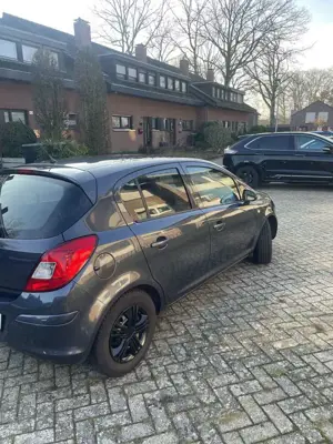 Opel Corsa Opel Corsa D Klima  mit  NEU  TÜV   PRIVATVERKAUFT Bild 2