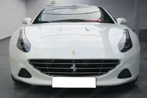 Ferrari California T 3.9 V8 Handling Speciale Carbon Bild 4