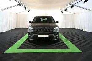 Jeep Compass 1.5 e-Hybrid DTC-7 Summit LED/ACC/LEDER/19 Bild 3