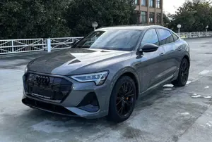 Audi e-tron Sportback 55 quattro S line Black NP:111T