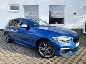 BMW 135 i xDrive AUT NaviProf h/k LED RFK 18" Bild 4