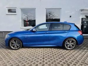 BMW 135 i xDrive AUT NaviProf h/k LED RFK 18" Bild 5