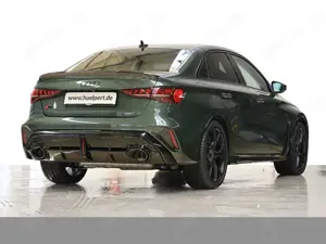 Audi RS3 Limousine S tronic Oak green metallic RS-Sporta... Bild 2