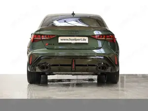Audi RS3 Limousine S tronic Oak green metallic RS-Sporta... Bild 4