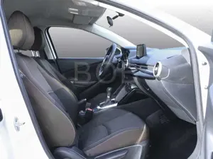 Mazda 2 SKYACTIV-G 90 ADVANTAGE ANDROID SHZ PDC Bild 4