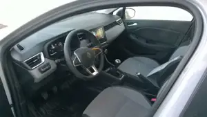 Renault Clio Clio TCe 90 EVOLUTION Bild 3