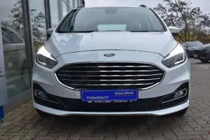 Ford Galaxy Trend Bild 3