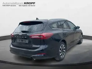 Ford Focus Turnier Titanium Garantie 4 J./100.000kmGJR Bild 5