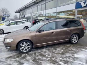 Volvo V70 Kombi Linje Svart Zahnriemen gemacht Bild 4