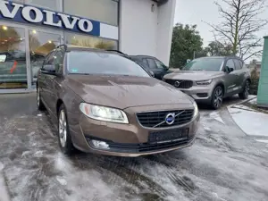 Volvo V70 Kombi Linje Svart Zahnriemen gemacht