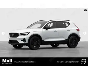 Volvo XC40 B3 Plus Black Edition Frontscheibenheizung Bild 1