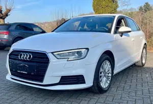 Audi A3 Sportback *Audi-Scheckheft gepfl.* SHZ *