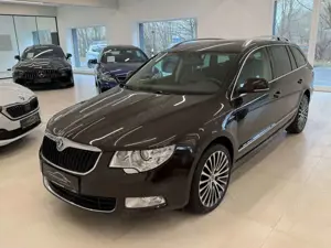 Skoda Superb Combi 2.0 TSI Laurin  Klement 1 Hand