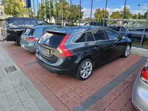 Volvo V60 V60 Diesel D5 Geartronic Summum Bild 2