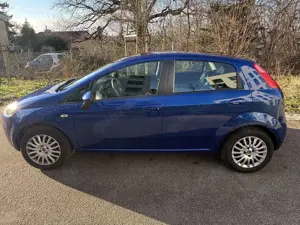 Fiat Grande Punto Fiat Grande Punto 1.4 | 95 PS | TÜV 12/26 | CarPlay | gepflegt