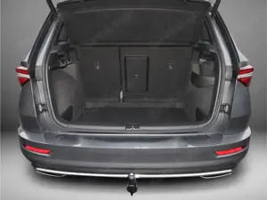 Skoda Karoq Sportline 1.5 TSI DSG AHK El. Panodach 19'' Bild 5