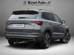 Skoda Karoq Sportline 1.5 TSI DSG AHK El. Panodach 19'' Bild 3