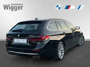 BMW 520 d xDrive Touring Luxury Line/HUD/Pano/Navi Bild 3