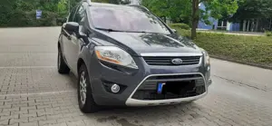 Ford Kuga Kuga 2.0 TDCi Allradantrieb Pano Navi Leder