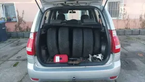 Hyundai Matrix 1.6 Classic Bild 4