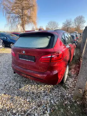 BMW 218 i Active Tourer*Led*SHZ*Garantie*TÜV+Service Bild 4