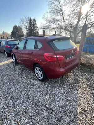 BMW 218 i Active Tourer*Led*SHZ*Garantie*TÜV+Service Bild 3