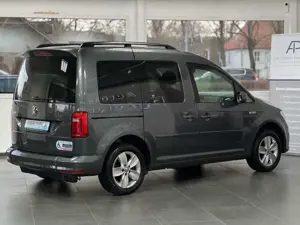 Volkswagen Caddy 1.4 TSI DSG Comfort Rollstuhlgerecht-Rampe Bild 5