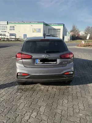 Hyundai i20 YES! Bild 2