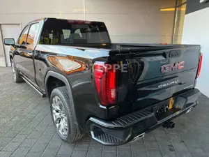 GMC Sierra 1500 Denali 3.0L Crew Cab MY26 AHK 22"Alu Bild 4