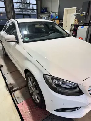 Mercedes-Benz C 250 (BlueTEC) d 7G-TRONIC Bild 4
