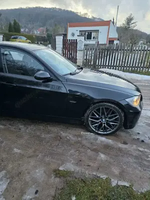 BMW 320 d E90 Limo| Automatik | Pano| TÜV 06/27 Bild 3