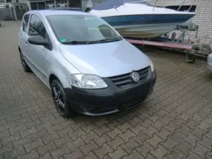 Volkswagen Fox Fox /LM Felgen mit Allwetterreifen /Tüv 6/2027