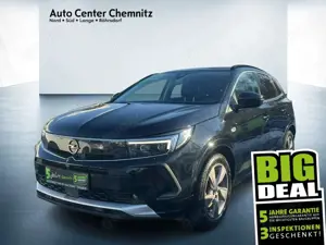 Opel Grandland AT Hybrid Ultimate 4x4 Matrix/Alcantara