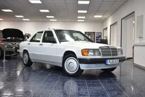 Mercedes-Benz 190 2,0 D Lim Schiebedach TÜV 01 28 Oldtimer