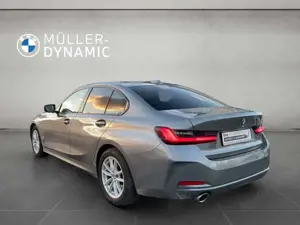 BMW 320 d LIMOUSINE HUD DRIVING ASSIST SHZ Bild 4