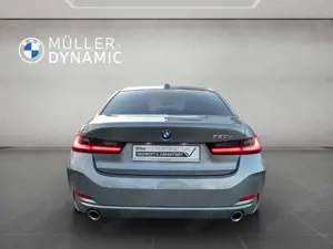 BMW 320 d LIMOUSINE HUD DRIVING ASSIST SHZ Bild 5